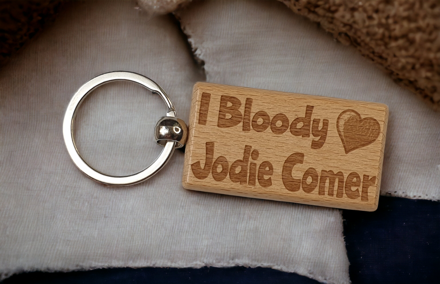 Jodie Comer Keyring Gift - I Bloody Love - Cute Engraved Wooden Key Fob Fun Novelty Nice Custom Present