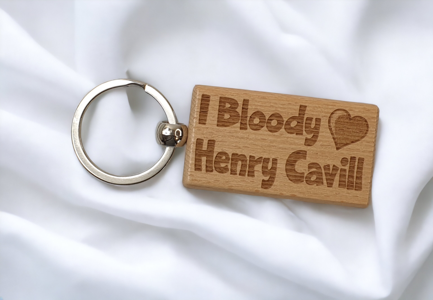 Henry Cavill Keyring Gift - I Bloody Love - Engraved Wooden Movie TV Star Fan Birthday Fun Cute Novelty Present