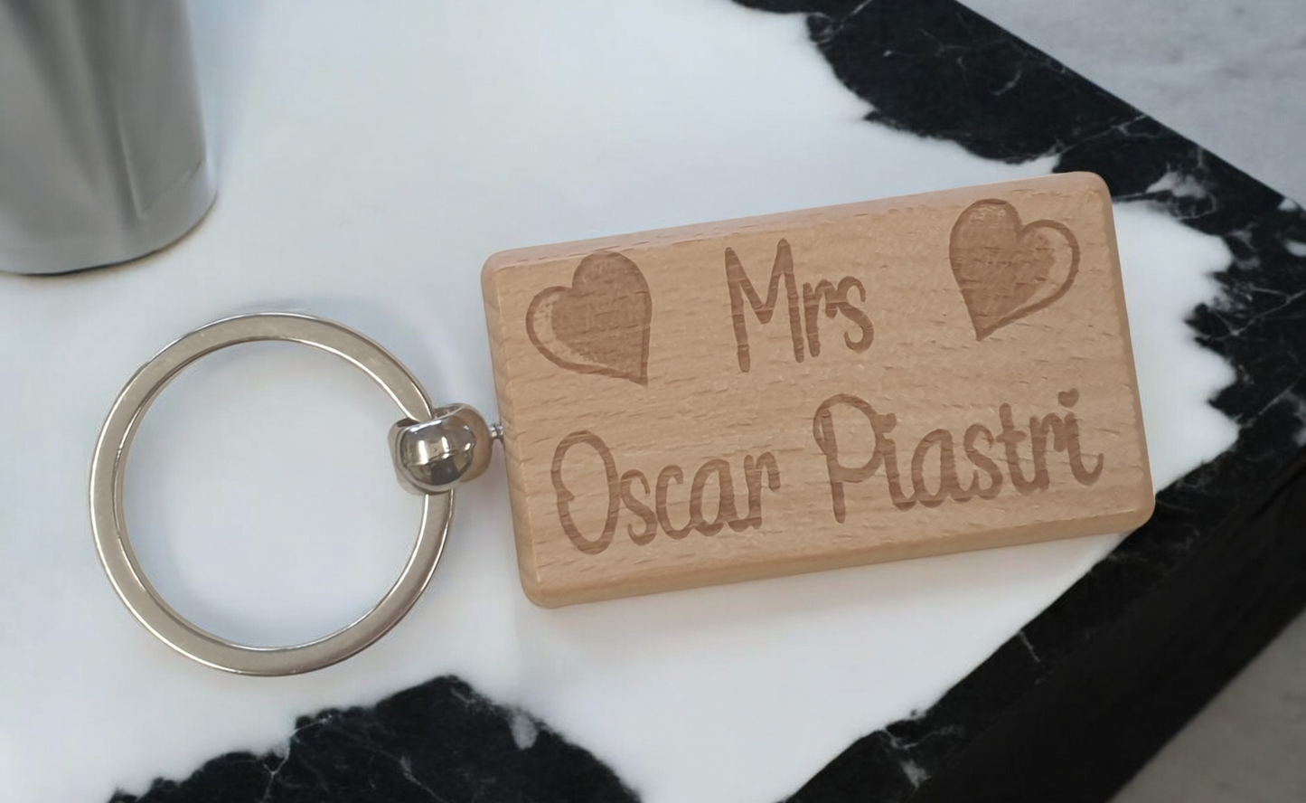 Mrs Oscar Piastri Keyring Gift Love Heart Cute Engraved Wooden Key Fob Fun Nice F1 Fan Present