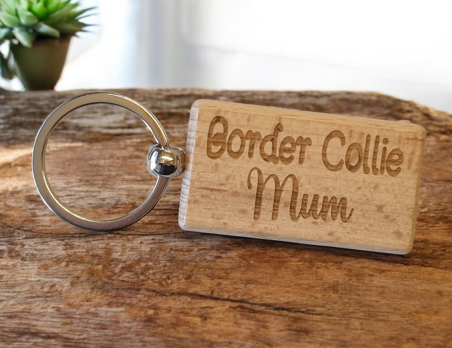 Border Collie Mum Keyring Gift - Nice Cute Engraved Wooden Key Fob Novelty Dog Owner Present