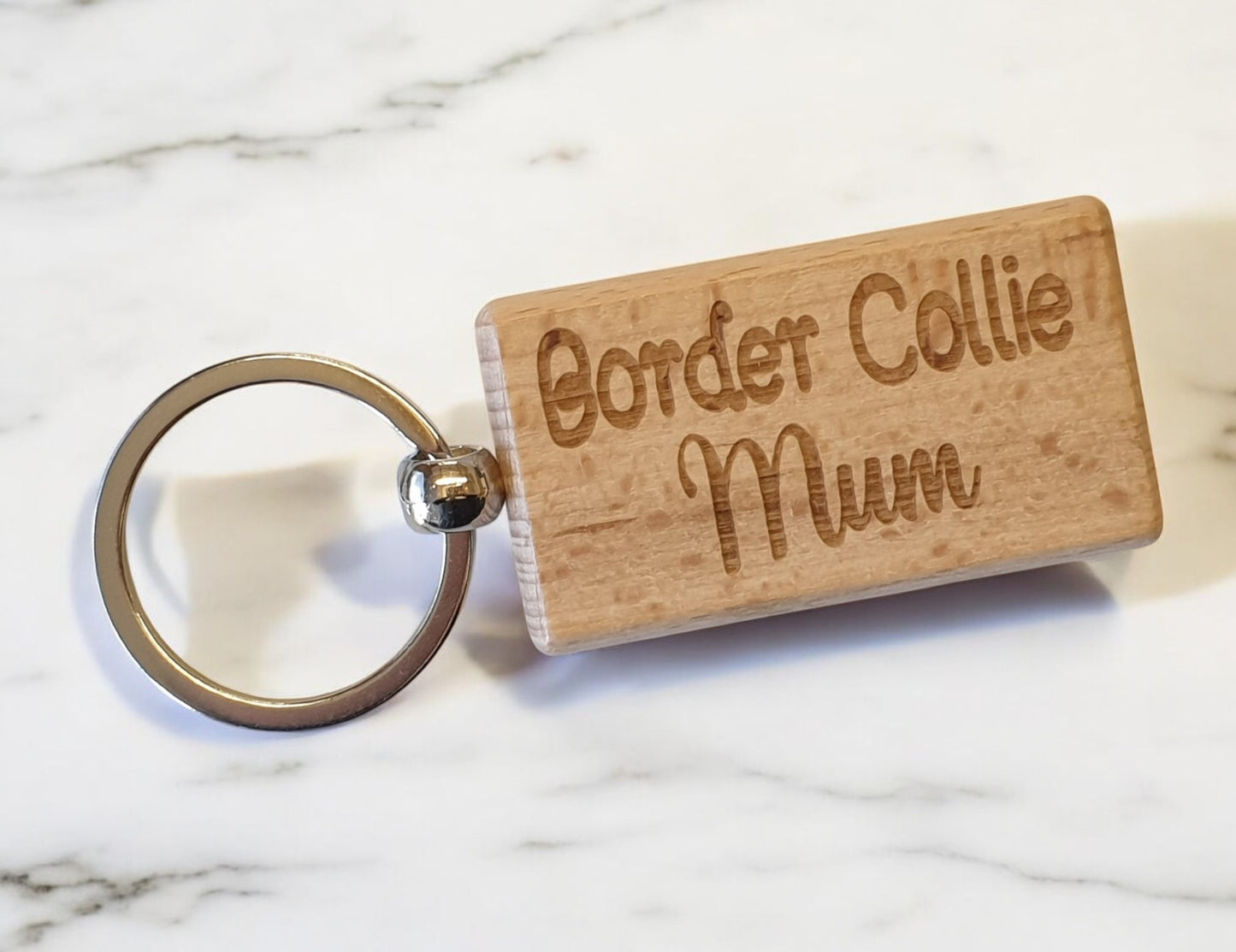 Border Collie Mum Keyring Gift - Nice Cute Engraved Wooden Key Fob Novelty Dog Owner Present