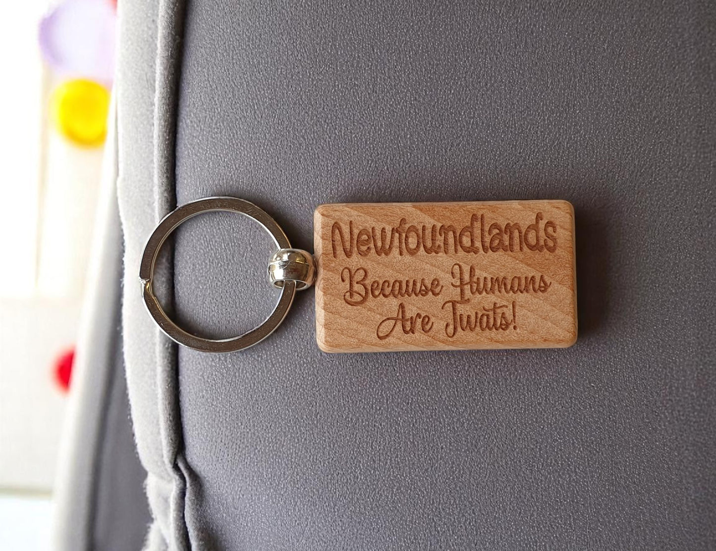 Newfoundland Keyring Gift - Because Humans Are Twats - Nice Cute Engraved Wooden Key Fob Novelty Dog Owner Present