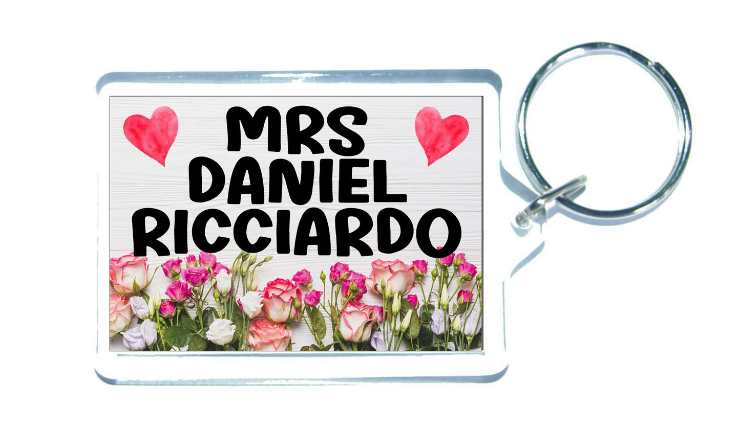 Mrs Daniel Ricciardo Keyring Gift -  Cute Fun Novelty Fan Thirst Racing Driver Present