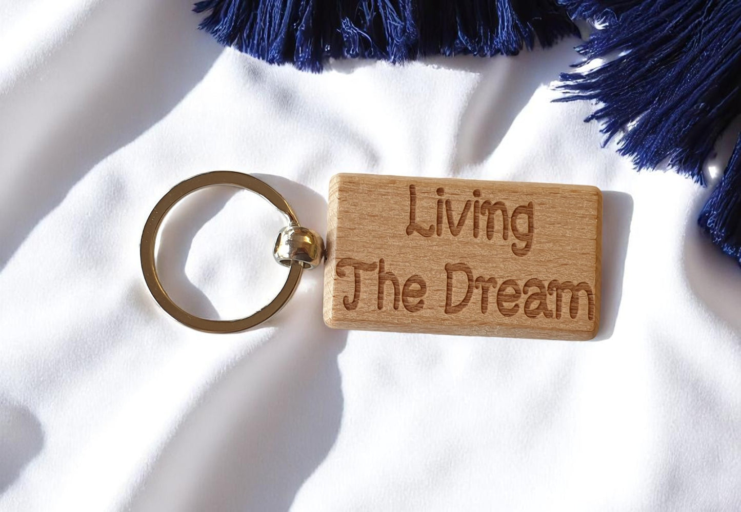 Fun Keyring Gift Living The Dream Cute Engraved Wooden Campervan Motorhome Key Fob Chain Fun Nice Custom Present