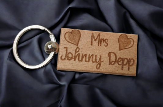 Mrs Johnny Depp Keyring Gift - Engraved Wooden Movie Fan Birthday Fun Cute Novelty Birthday Christmas Present