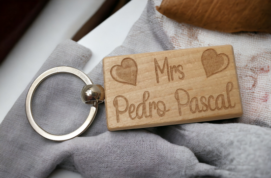 Mrs Pedro Pascal Keyring Gift - Engraved Wooden Movie TV Star Actor Fan Birthday Fun Cute Novelty Present