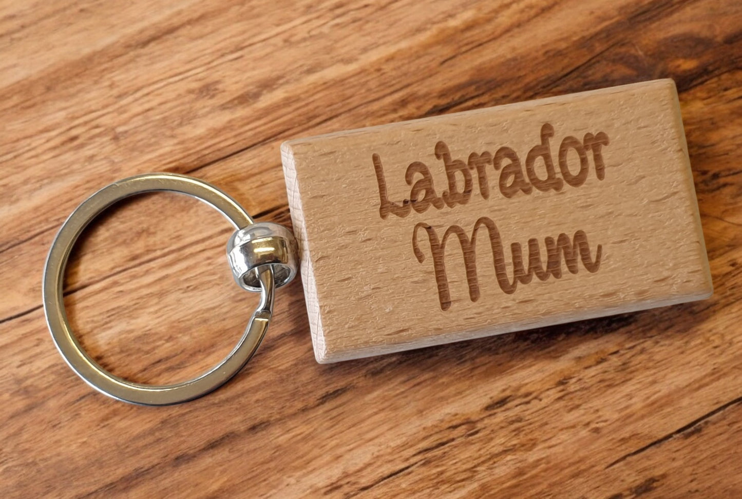 Labrador Mum Keyring Gift - Nice Cute Engraved Wooden Key Fob Novelty Dog Owner Present