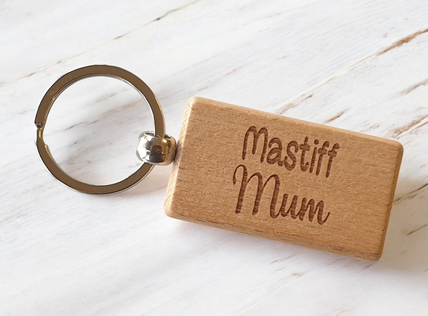 Mastiff Mum Keyring Gift - Nice Cute Engraved Wooden Key Fob Novelty Dog Owner Present