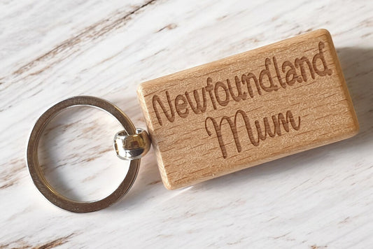 Newfoundland Mum Keyring Gift - Nice Cute Engraved Wooden Key Fob Novelty Dog Owner Present