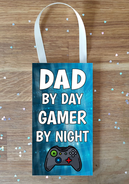 Dad Gaming Xbox Plaque / Sign Gift - Dad By Day Gamer By Night - Cute Fun Cheeky Novelty Present